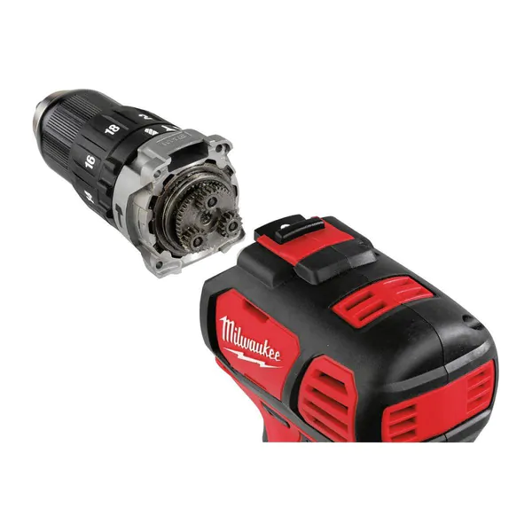 Аккумуляторная дрель-шуруповерт Milwaukee M18 BPD-202C 4933443515