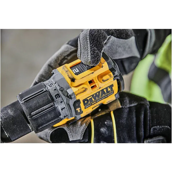 Аккумуляторная дрель-шуруповерт DeWalt DCD805E2T-QW