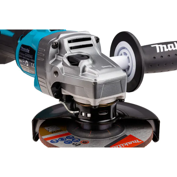 Аккумуляторная угловая шлифовальная машина Makita GA005GM201