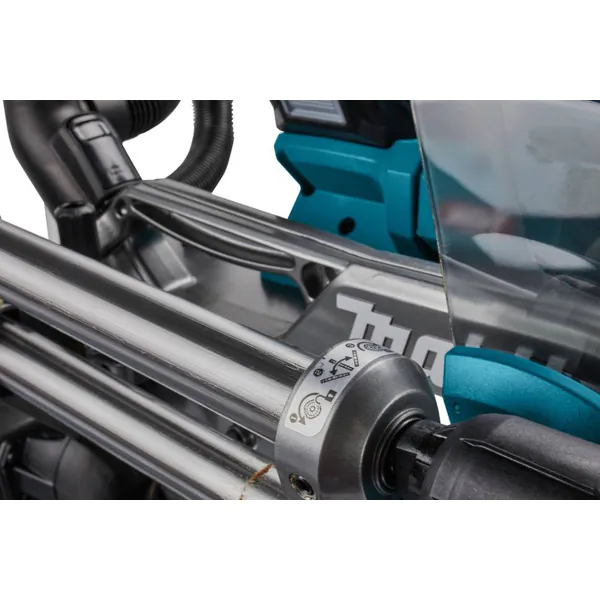 Аккумуляторная торцовочная пила Makita LS004GZ01 XGT 40В BL,260х30мм