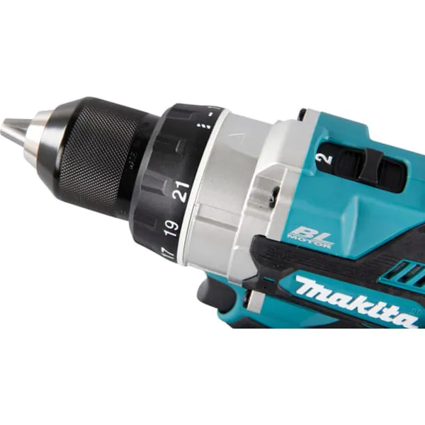 Аккумуляторная дрель-шуруповерт Makita DDF486Z