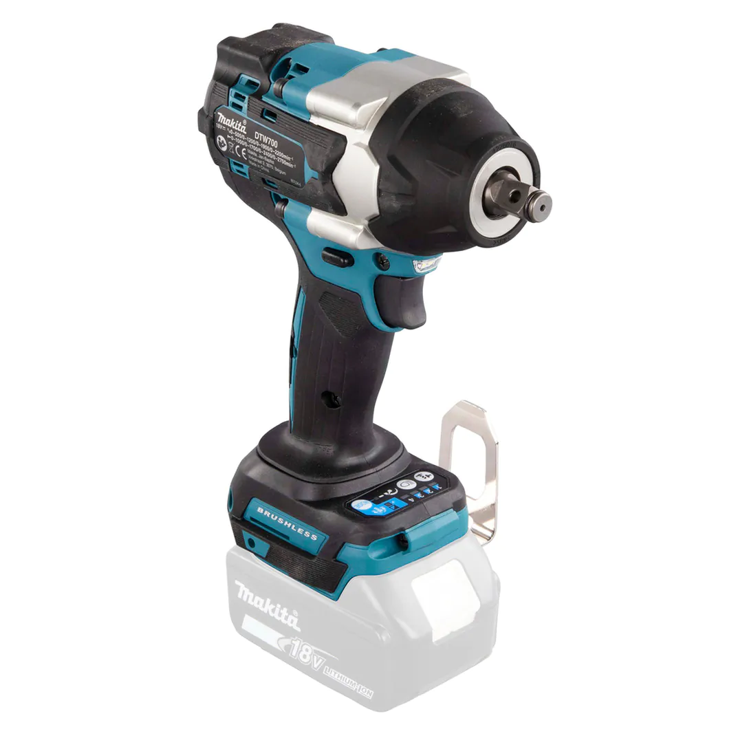 Набор аккумуляторного инструмента Makita (DTW700Z + DDF485Z + BL1830B + DC18RC)