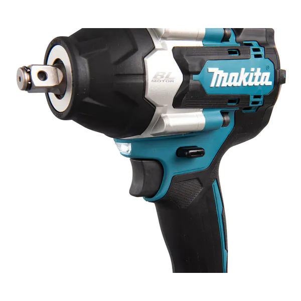 Набор аккумуляторного инструмента Makita (DTW700Z + DDF485Z + BL1830B + DC18RC)