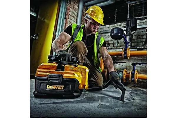 Аккумуляторный пылесос DeWalt DCV584L-QW