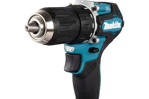 Аккумуляторная дрель-шуруповерт Makita DDF487Z