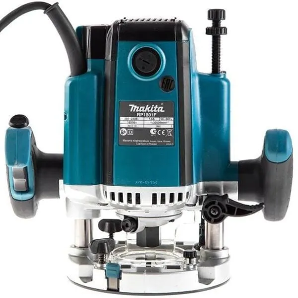 Фрезер Makita RP1801F