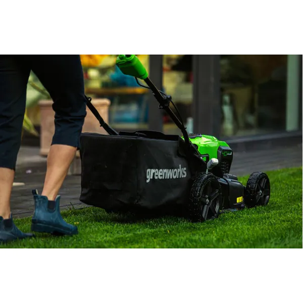 Аккумуляторная газонокосилка GreenWorks GD40LM46SPK4 2506807UB