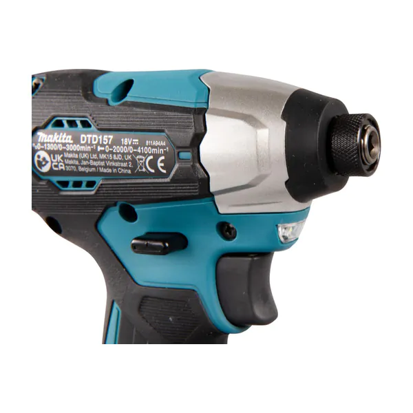 Аккумуляторный шуруповерт Makita DTD157Z