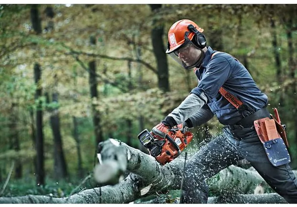 Пила цепная бензиновая Husqvarna 560 ХР 9660089-15