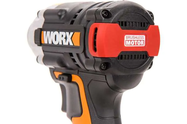 Аккумуляторный шуруповерт WORX WX261