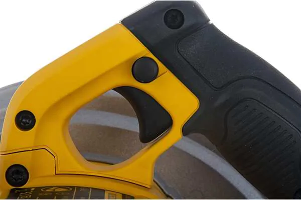 Пила дисковая DeWalt DWE575K-QS