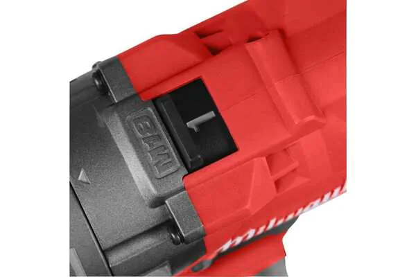 Аккумуляторная дрель-шуруповерт Milwaukee M18 FDD3-502X 4933479863