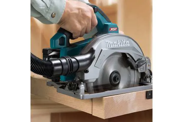 Аккумуляторная дисковая пила Makita HS004GZ01 XGT