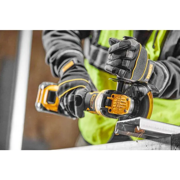 Аккумуляторная угловая шлифовальная машина DeWalt DCG409VSN