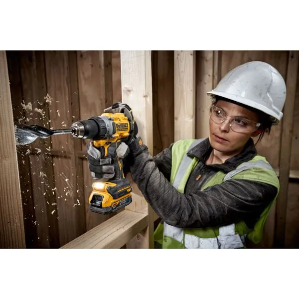 Аккумуляторная дрель-шуруповерт DeWalt DCD800E1T-QW