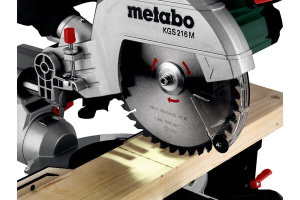 Пила торцовочная Metabo KGS 216 M 613216000