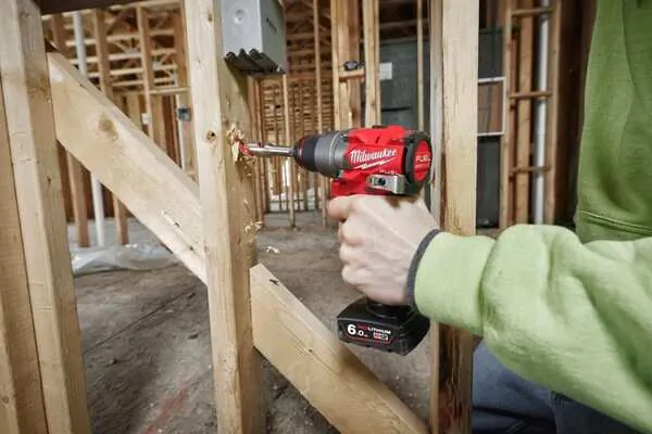 Аккумуляторная дрель-шуруповерт Milwaukee M12 FDD2-202X 4933479873