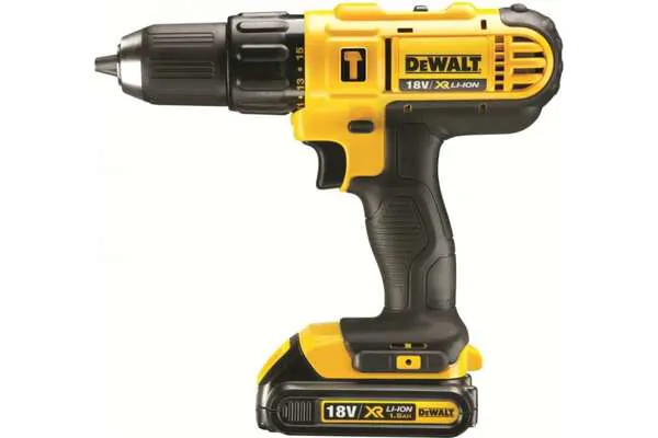 Аккумуляторная дрель-шуруповерт DeWalt DCD776S2