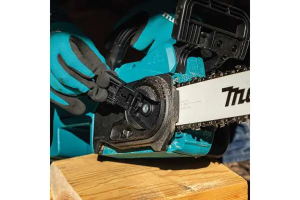 Аккумуляторная пила цепная Makita DUC357Z