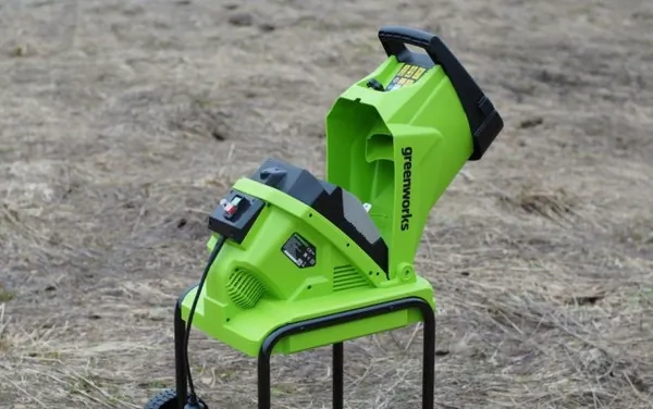 Измельчитель сетевой GreenWorks GW-2800SD 2208007