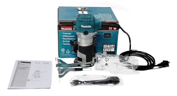 Фрезер Makita RT0702C