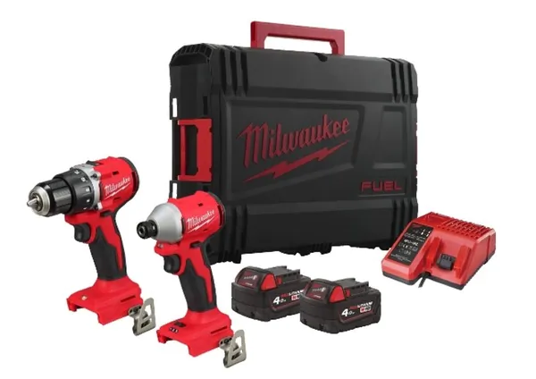 Аккумуляторный набор Milwaukee M18 BLCPP2B-402C 4933492836