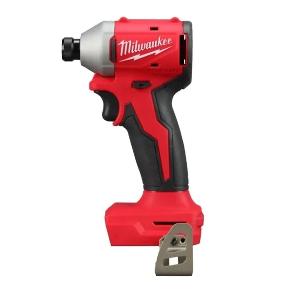 Аккумуляторный набор Milwaukee M18 BLCPP2B-402C 4933492836