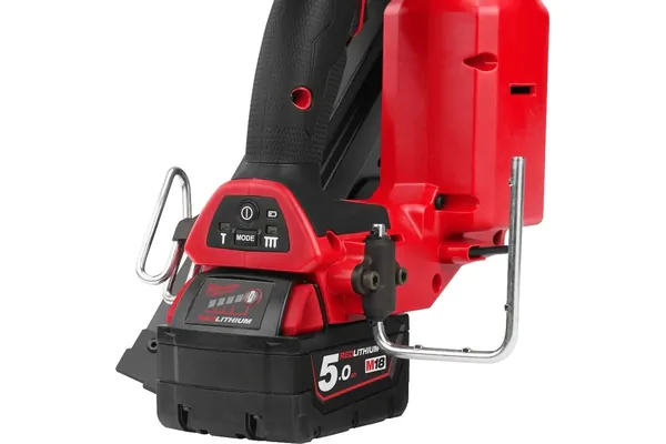 Аккумуляторный гвоздезабиватель Milwaukee M18 FFN-502C 4933471404