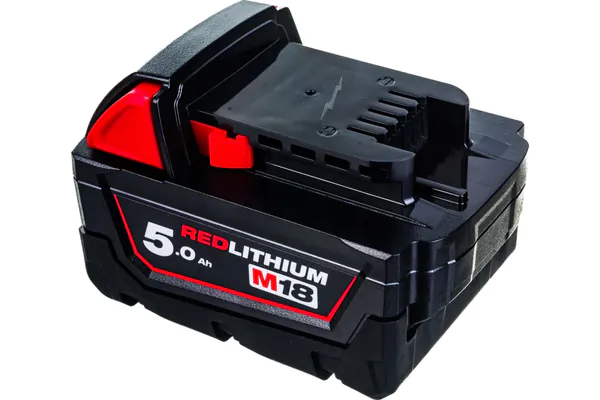 Аккумуляторный набор Milwaukee M18 FSAG100P 493310003