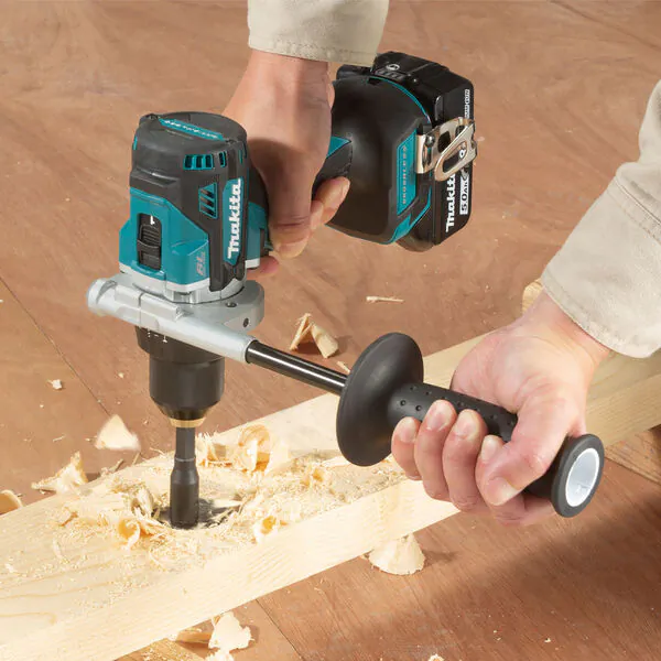 Аккумуляторная дрель-шуруповерт Makita DDF486RT