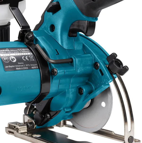 Аккумуляторная алмазная пила Makita CC301DZ