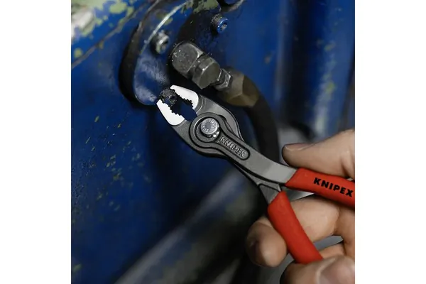 Клещи Knipex TwinGrip захватные 150мм KN-8201150