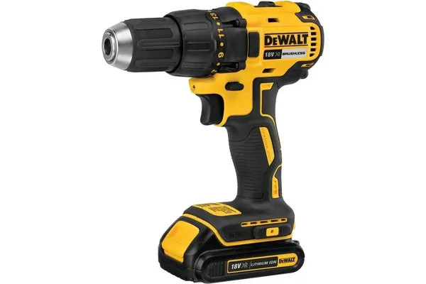 Аккумуляторная дрель-шуруповерт DeWalt DCD7771D2