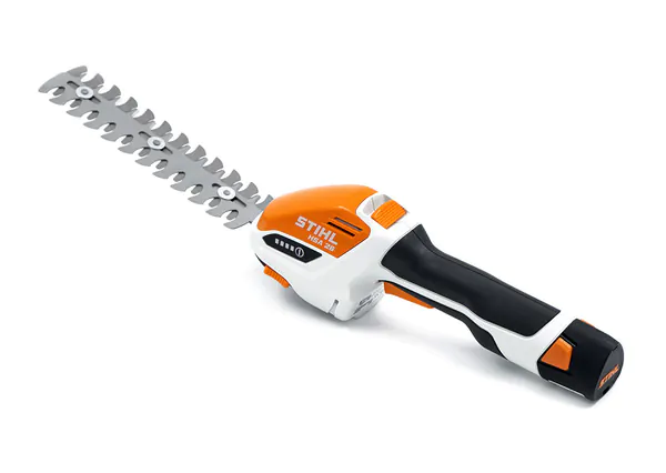 Аккумуляторный кусторез Stihl HSA 26 SET HA03-967-1800