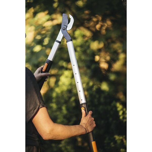 Сучкорез Fiskars SmartFit L86 телескопический 1013564