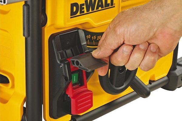 Dewalt dwe7485qs deals