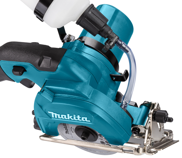 Аккумуляторная алмазная пила Makita CC301DZ